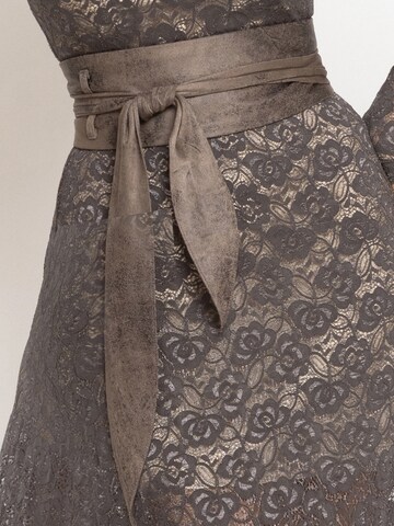 JIORO Dress 'ESSENTIALS' in Brown