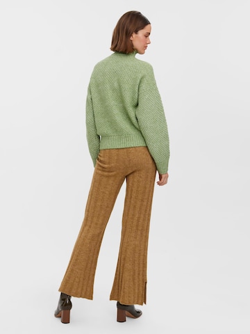 VERO MODA Sweater 'Jadette' in Green