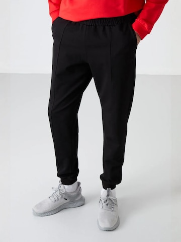 Tommy Life Sweat suit in Red