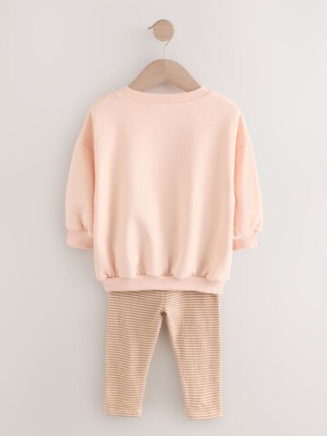 Next Set in Pink