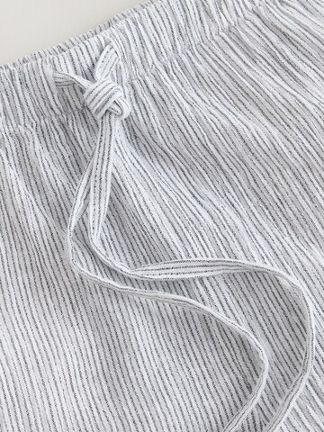 Next Regular Housut värissä valkoinen