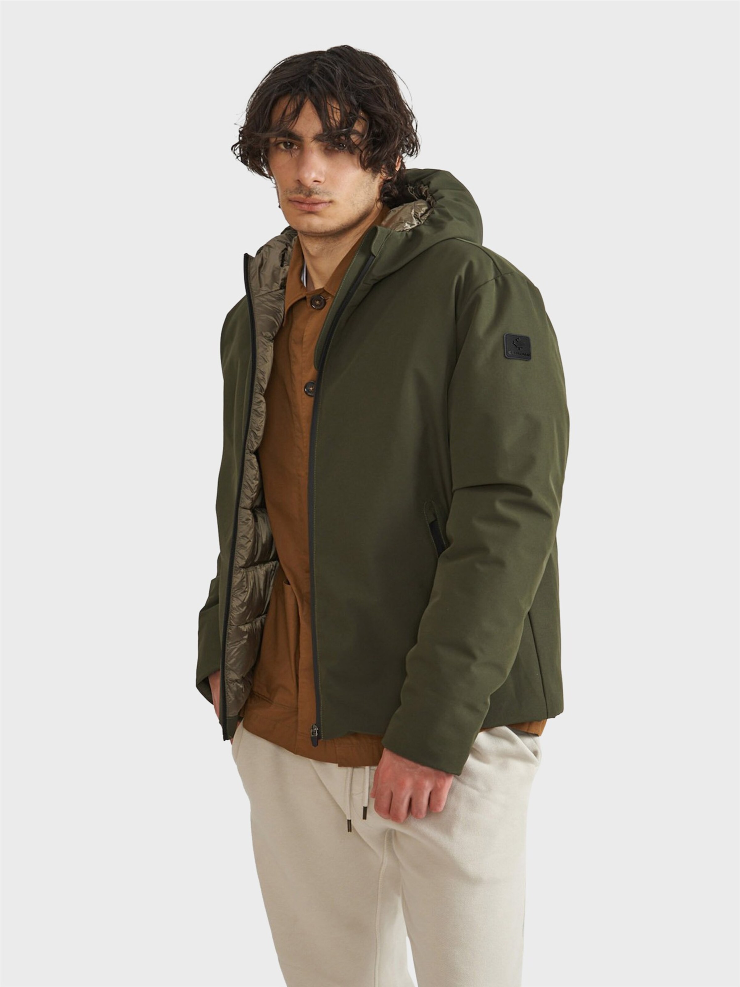 Canadian Classics Between-seasons parka ' CARIGNAN 2 ' in Green: front