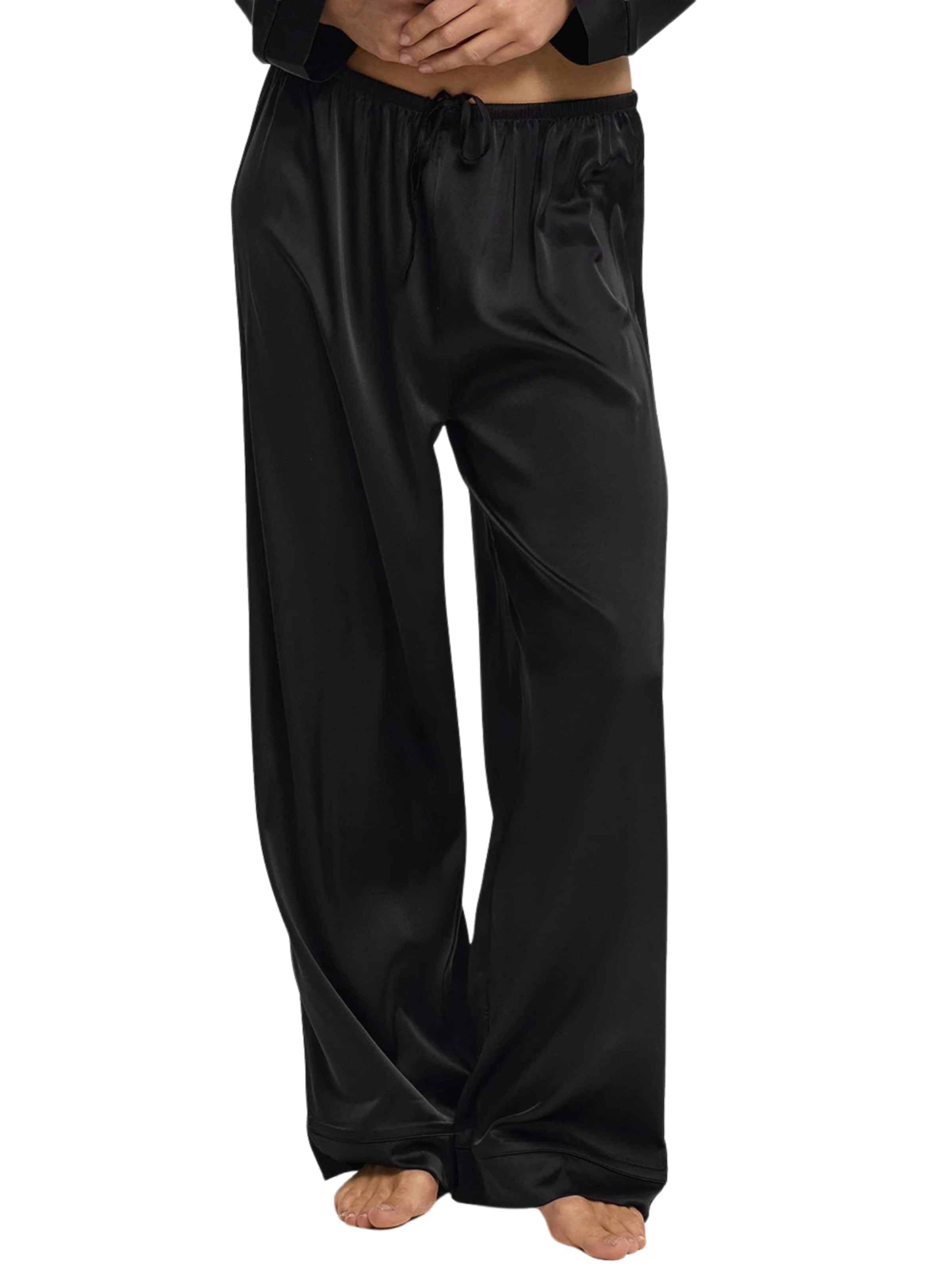 cfab (formerly creamy fabrics) Pyjamahose 'Satin Pyjamahose'‌‌‌‌‌‌‌‌‌ in Schwarz: Vorderseite