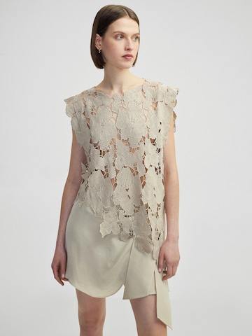 Ipekyol Top in White: front