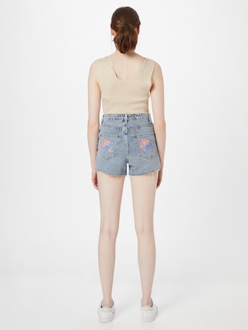 VILA Skinny Shorts 'KAKIA' in Blau