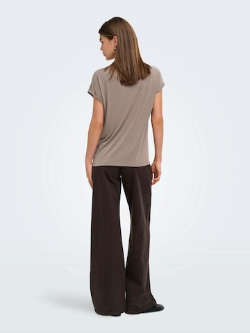 T-shirt 'ONLFREE NEW' ONLY en gris