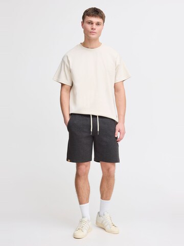 !Solid - regular Pantalón 'SDArona' en gris: frente