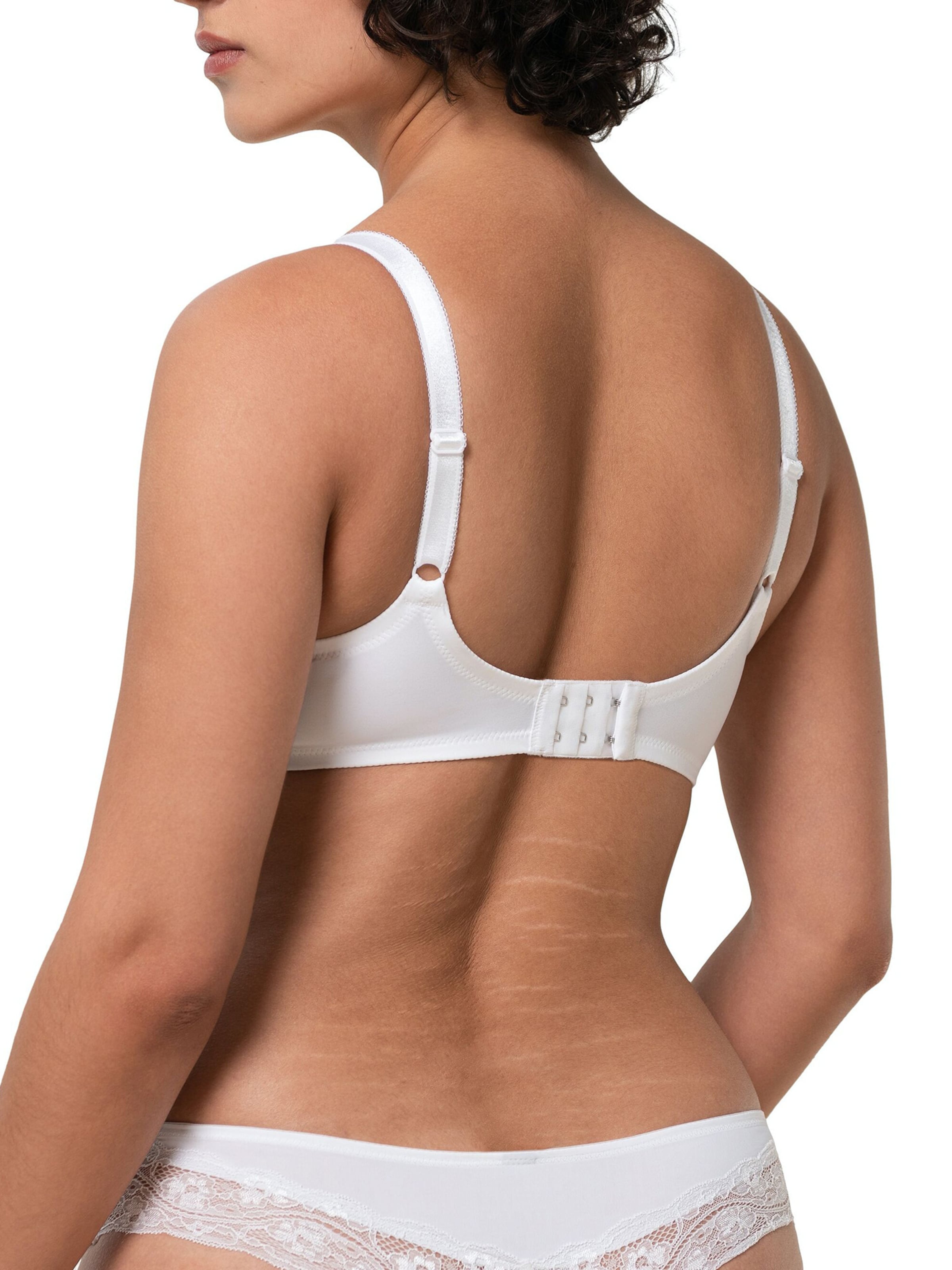 TRIUMPH T-shirt Bra ' Amourette Charm ' in White