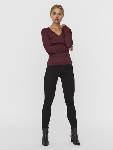 Vero Moda Tall Shirt 'VMHELSINKI' in Red