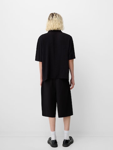 Coupe regular Chemise Bershka en noir