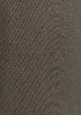 Tapered Pantaloni di s.Oliver in verde