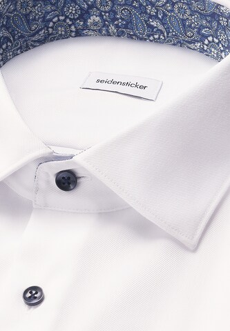 Coupe regular Chemise business 'SMART CLASSICS ' SEIDENSTICKER en blanc