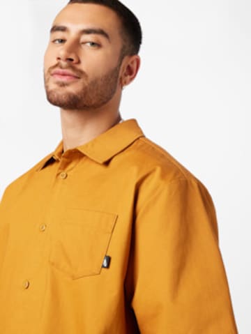 Nike Sportswear Comfort fit Button Up Shirt in Yellow