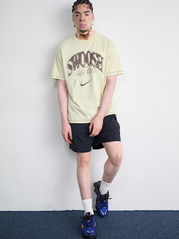 Nike Sportswear Футболка 'M90' в Зеленый