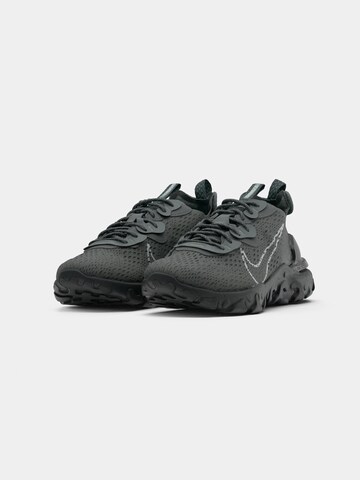 pilka Nike Sportswear Sportbačiai be auliuko 'REACT VISION'