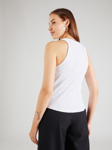 Top de la TOPSHOP pe gri
