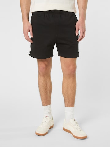 FILA Regular Broek 'DIECIMO regular heritage tape sweat shorts' in Zwart: voorkant