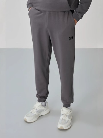 Tommy Life Sportpak in Grijs