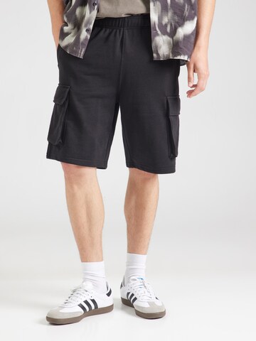 Champion Authentic Athletic Apparel Regular Cargo trousers in Black: front