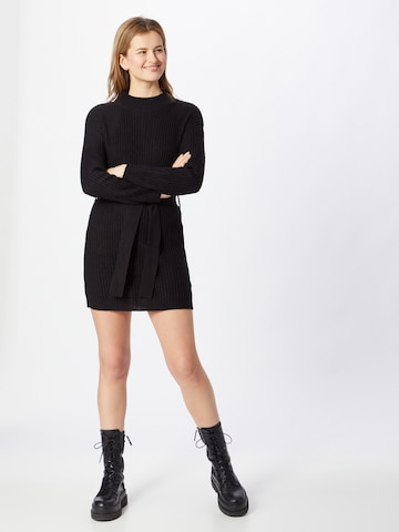 Missguided Pletené šaty - Čierna