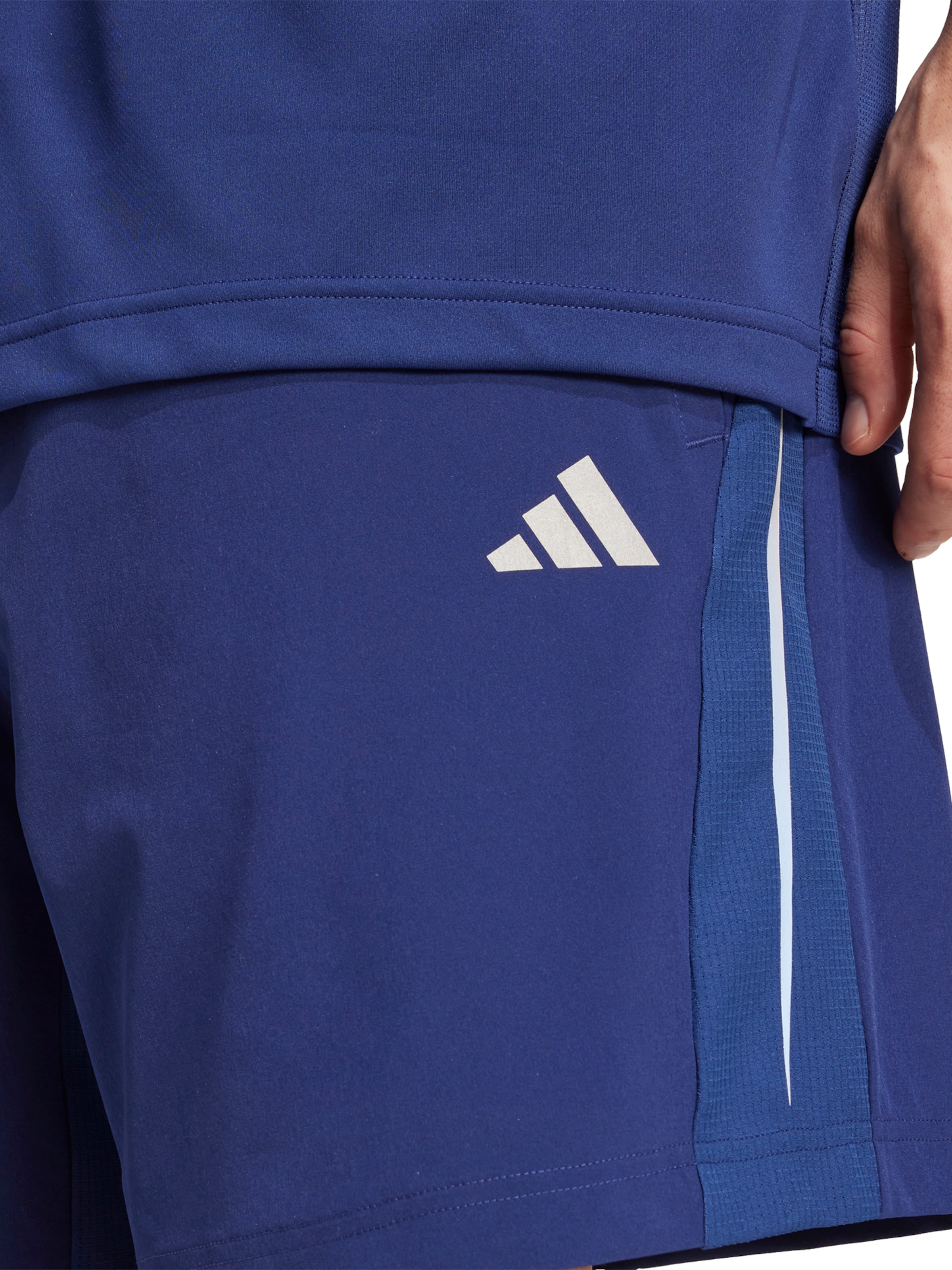 ADIDAS PERFORMANCE - Loosefit Pantalón deportivo 'Tech Apparel' en azul
