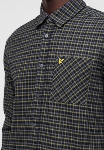 Coupe regular Chemise 'Tartan' Lyle & Scott en noir
