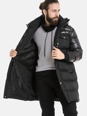 Manteau d’hiver CIPO & BAXX en noir