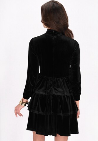 faina - Vestido de gala en negro