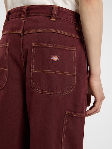 DICKIES Luźne Jeansy 'Madison' w kolorze czerwony