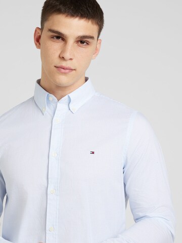 TOMMY HILFIGER Slim Fit Hemd in Blau