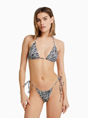 Bershka Triangle Bikini Top in Beige: front