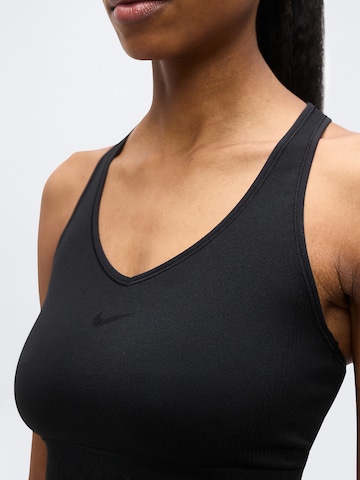 Haut de sport NIKE en noir