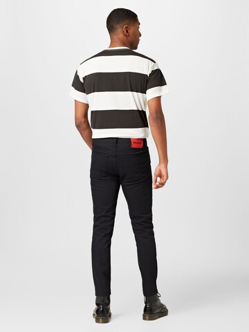 HUGO Tapered Jeans i svart