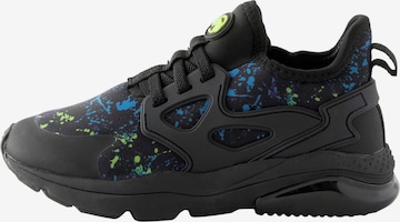 Sneaker di Next in nero: frontale