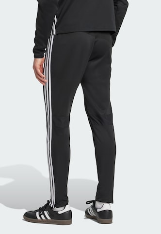 Coupe slim Pantalon de sport 'Tiro 25 Essentials' ADIDAS PERFORMANCE en noir