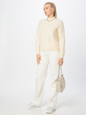 Pull-over DeFacto en beige