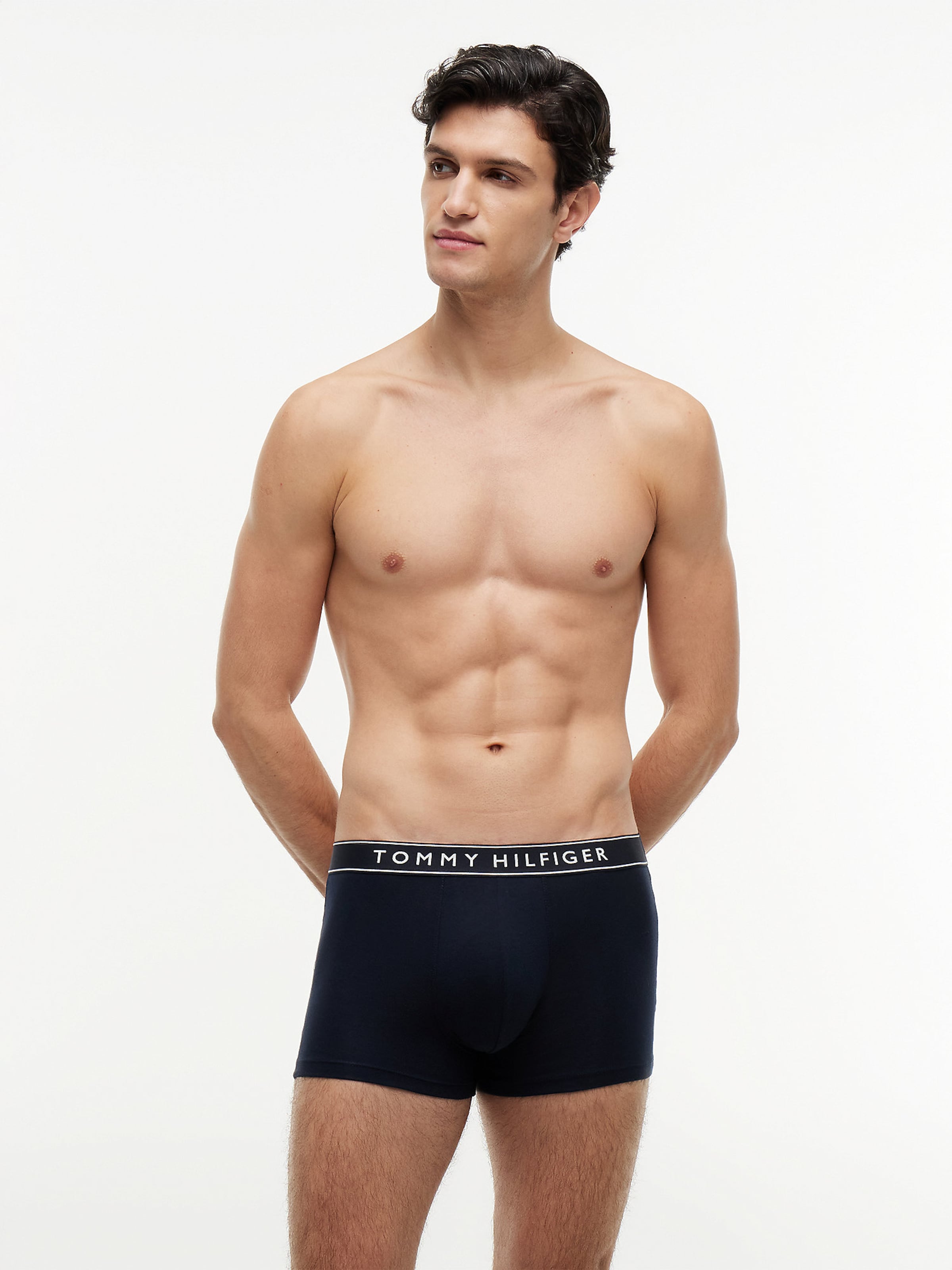 Tommy Hilfiger Underwear Шорты Боксеры 'Essential' в Черный: спереди