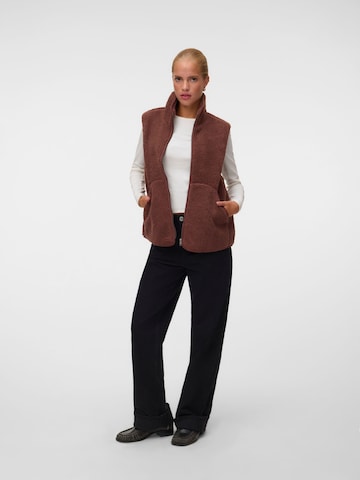 VERO MODA - Chaleco 'Josefine' en rojo