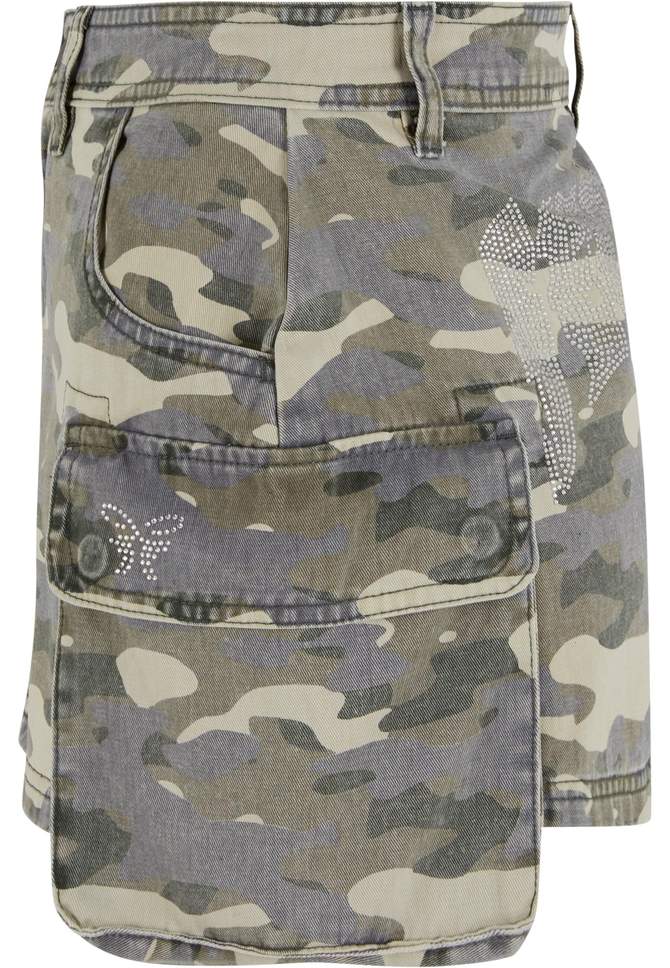 Felicious Пола в зелено