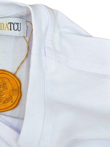 T-shirt 'Shirt "Face it till you make it"' Georgiana Datcu en blanc