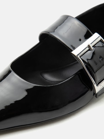DKNY Balerinka z rzemykiem 'CORMIC' w kolorze czarny