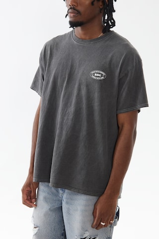 T-Shirt BDG Urban Outfitters en noir : devant