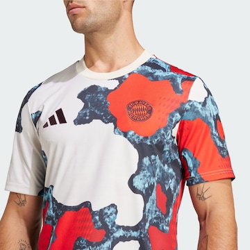 T-Shirt fonctionnel 'FCB Pre-Match 24-25' ADIDAS PERFORMANCE en rouge
