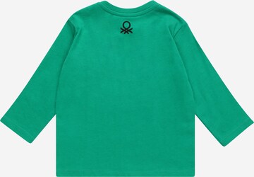 UNITED COLORS OF BENETTON Тениска в зелено