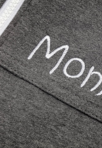 Moniz Loungewear in Grey