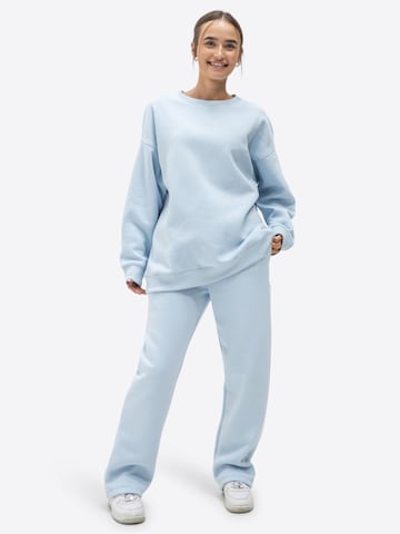 TATES Wide leg Workout Pants in Blue