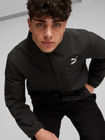 PUMA Sportjacke in Schwarz: Vorderseite