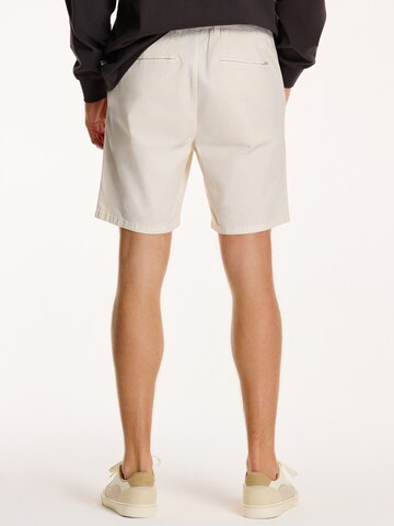 Regular Pantaloni eleganți 'Jack' de la Shiwi pe alb
