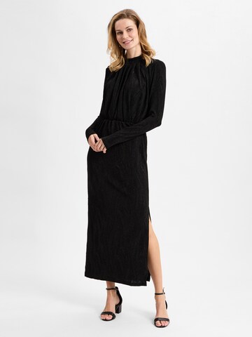 YAS Abendkleid 'Yasyen' in Schwarz: Vorderseite