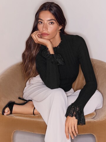 Lipsy Sweter w kolorze czarny